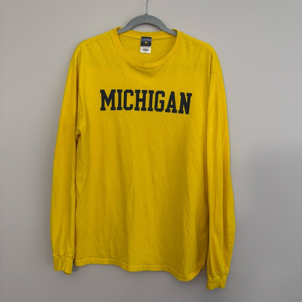 Champion Yellow Michigan Long Sleeve Tee Size Large